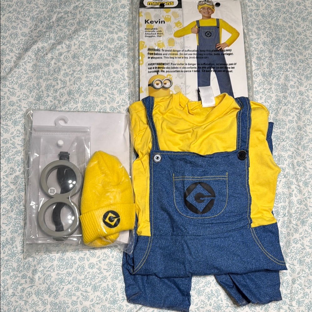 Minions Kevin Character Costume with Goggles and Hat